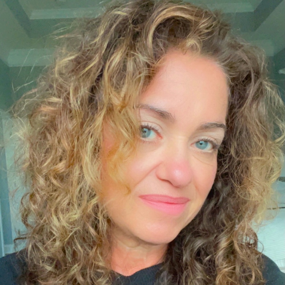 Meet your Posher, Dara